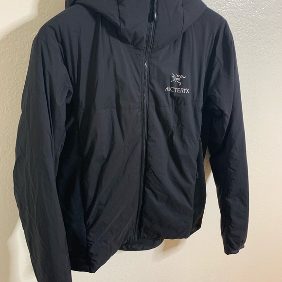 SOLD - Arc’teryx Atom LT Insulated Hooded Jacket - Picture 3 of 8